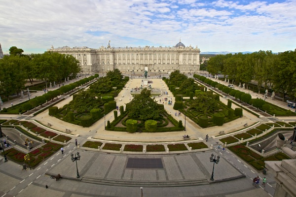Plaza de Oriente